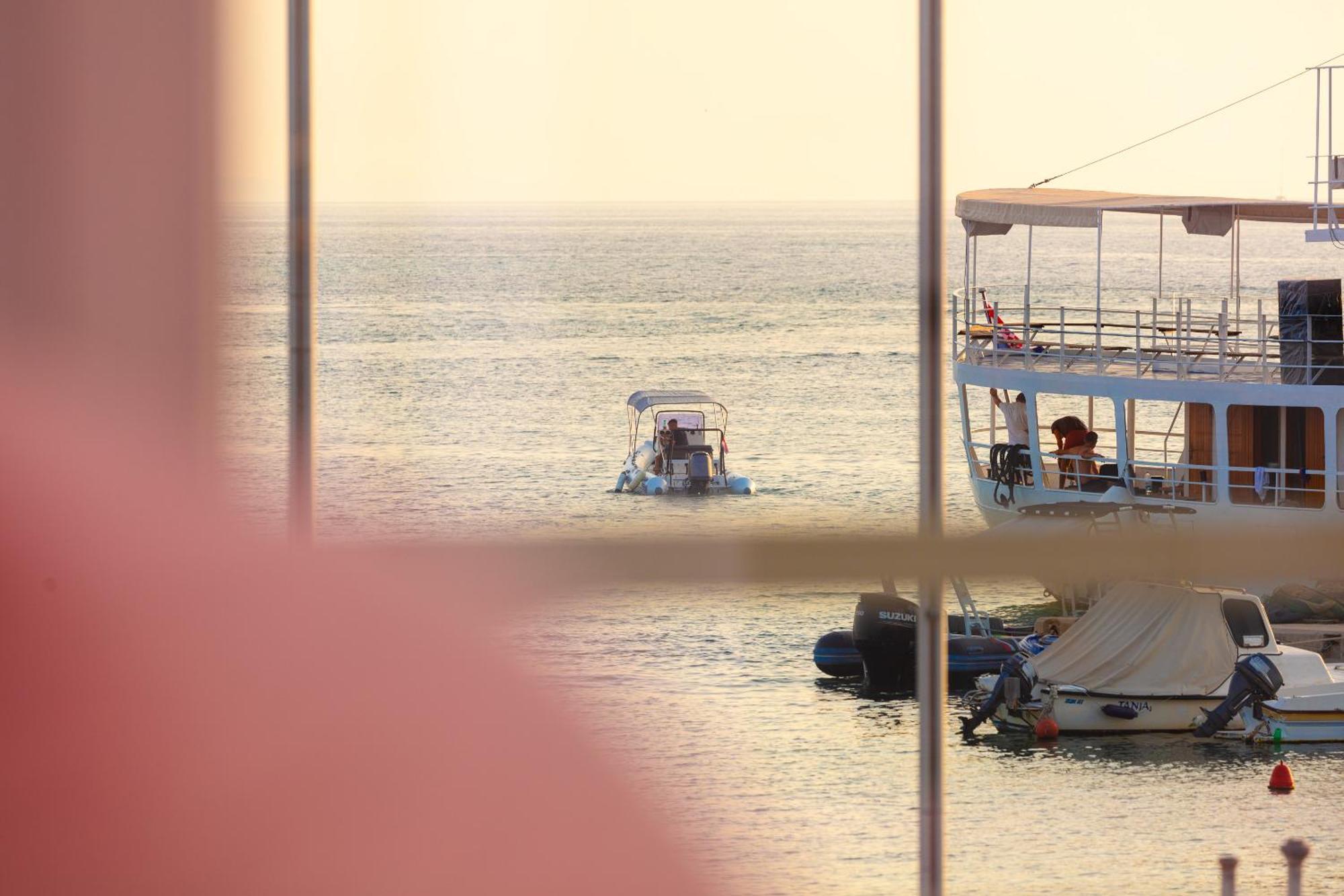 Boutique Residence Sundays نوفاليا الغرفة الصورة